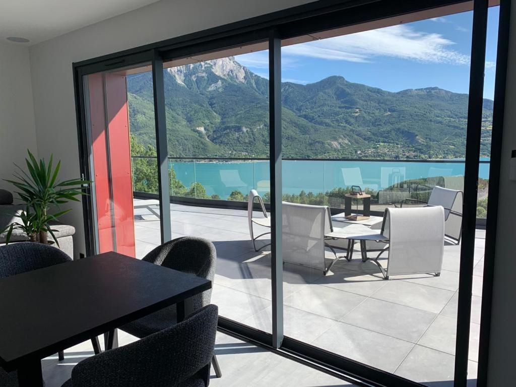 Les Restanques Du Lac Savines Eksteriør billede